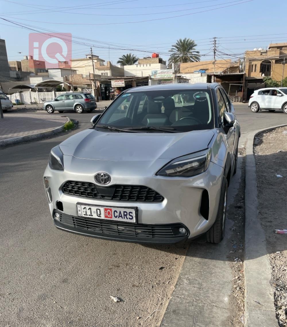 تۆیۆتا یاریس کرۆس